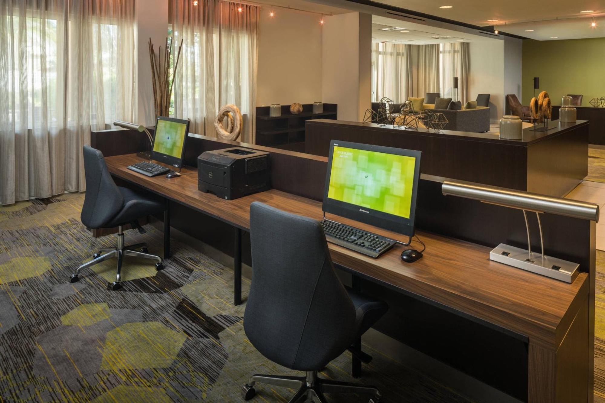 Courtyard By Marriott Miami West/Fl Turnpike Hotel Hialeah Gardens Exterior photo