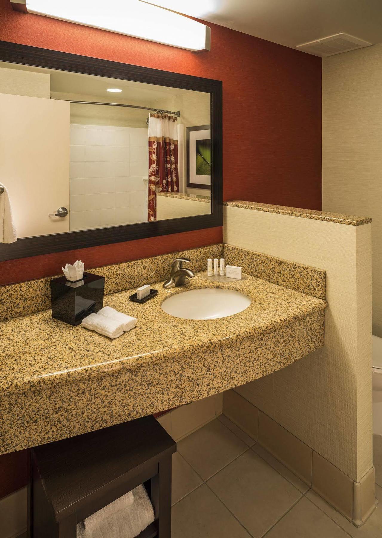 Courtyard By Marriott Miami West/Fl Turnpike Hotel Hialeah Gardens Exterior photo